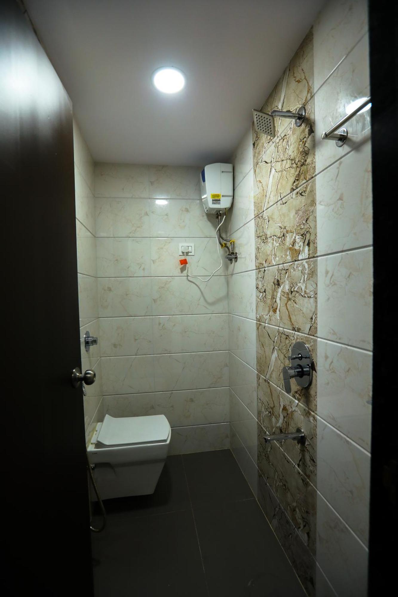 Fortuna Inn Manage By Sn Hospitality Navi Mumbai Dış mekan fotoğraf