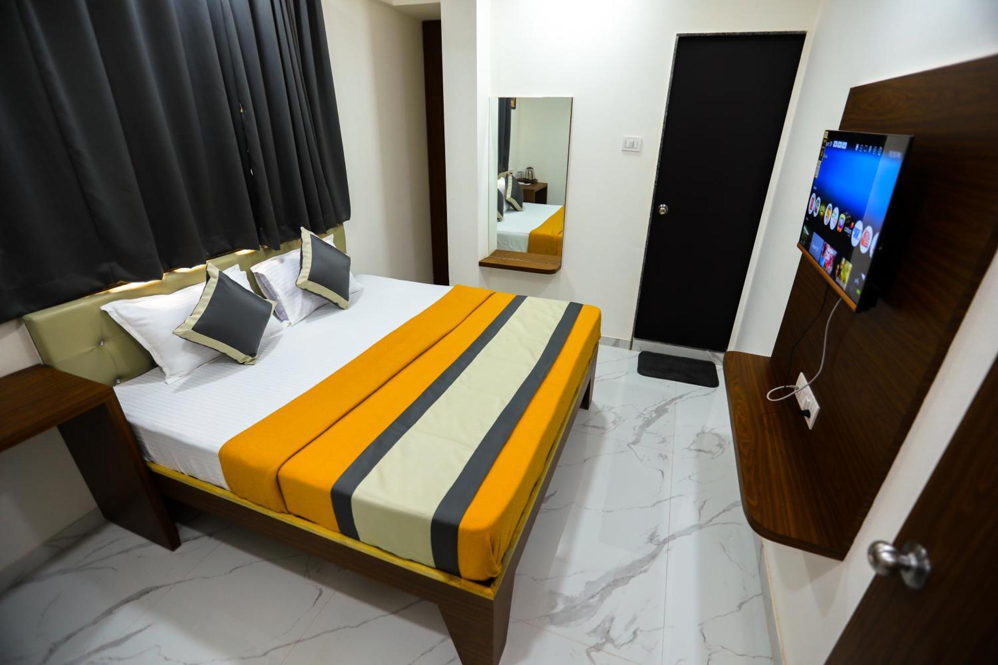 Fortuna Inn Manage By Sn Hospitality Navi Mumbai Dış mekan fotoğraf