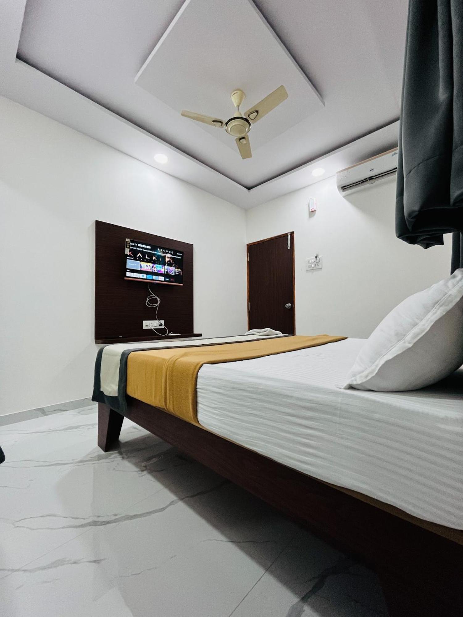 Fortuna Inn Manage By Sn Hospitality Navi Mumbai Dış mekan fotoğraf