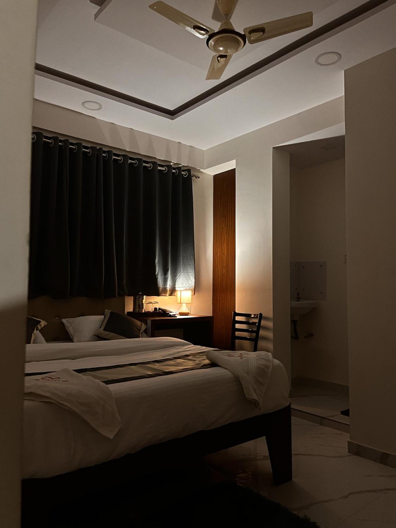 Fortuna Inn Manage By Sn Hospitality Navi Mumbai Dış mekan fotoğraf