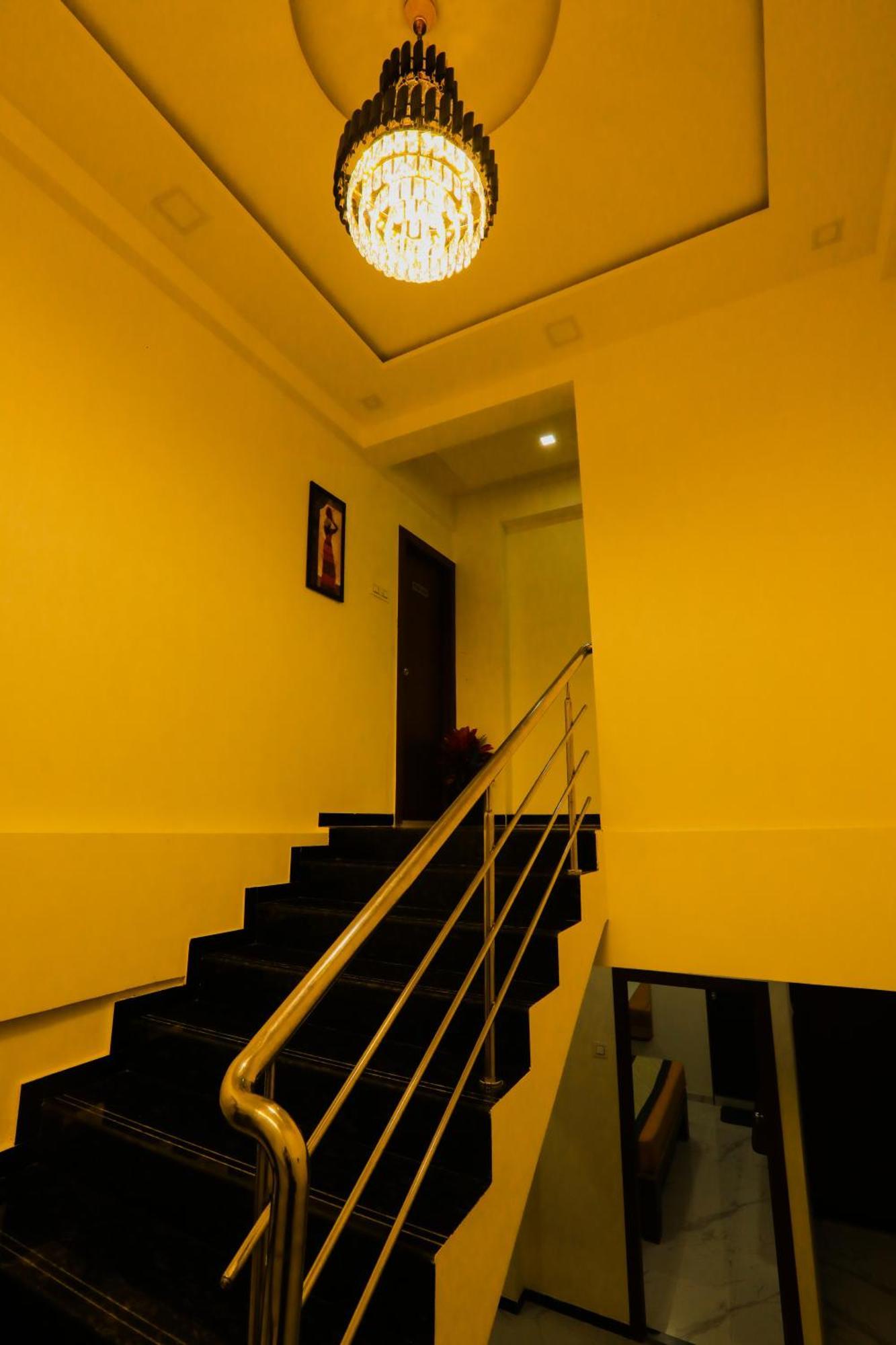 Fortuna Inn Manage By Sn Hospitality Navi Mumbai Dış mekan fotoğraf
